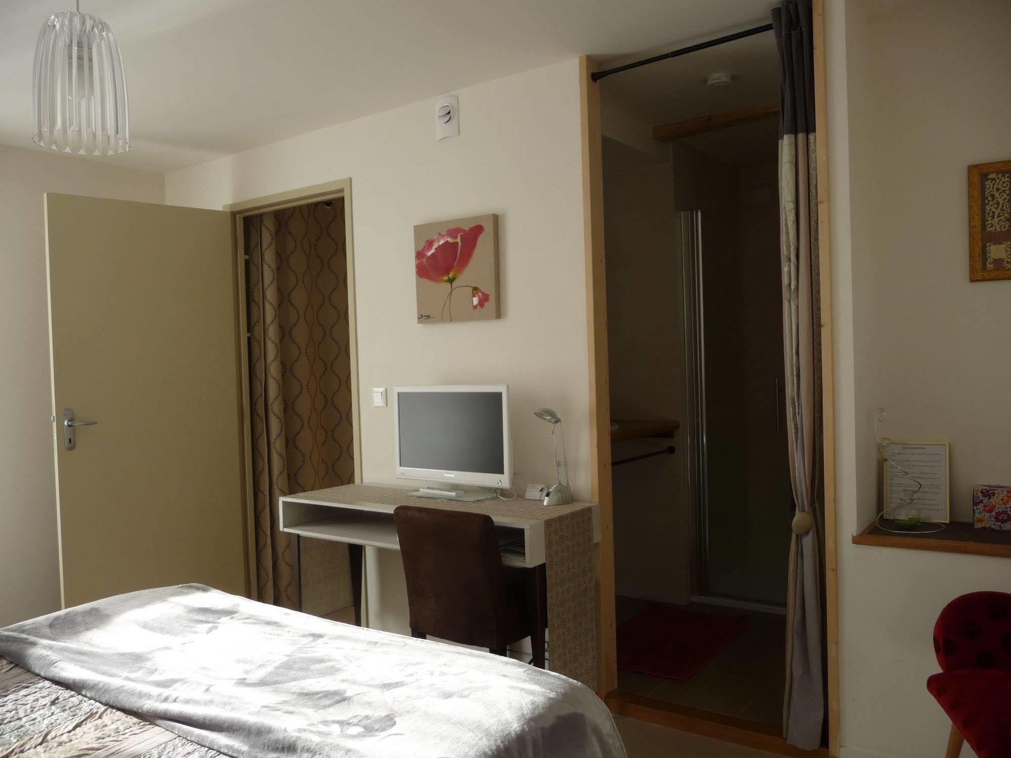 Bed and Breakfast Le Jardin Aux Oiseaux Ferel Экстерьер фото
